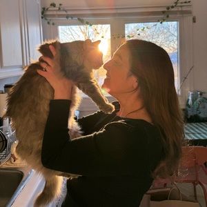 Meet your Posher, Miriam